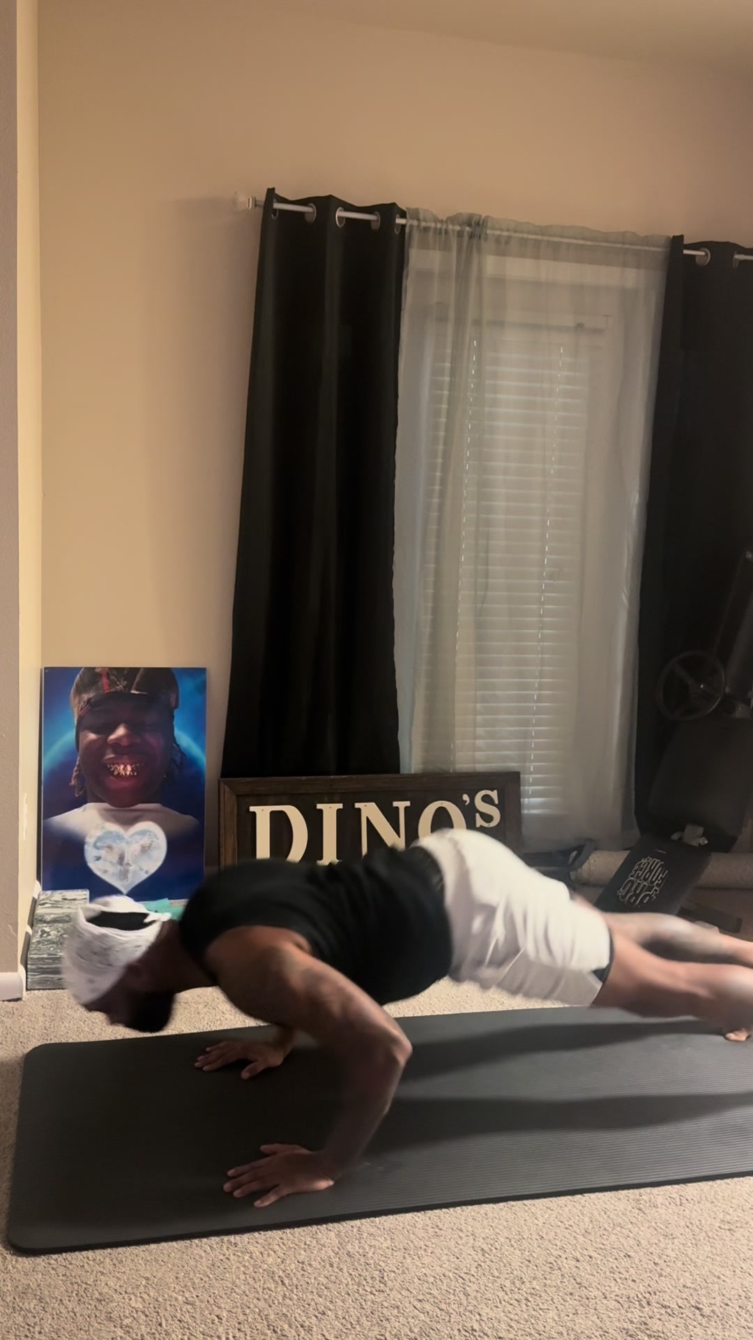 @hunchodino