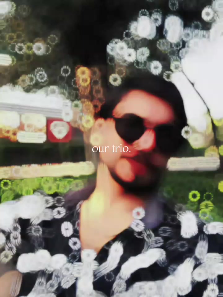 @👑ZeEsHaN-KiNg👑
