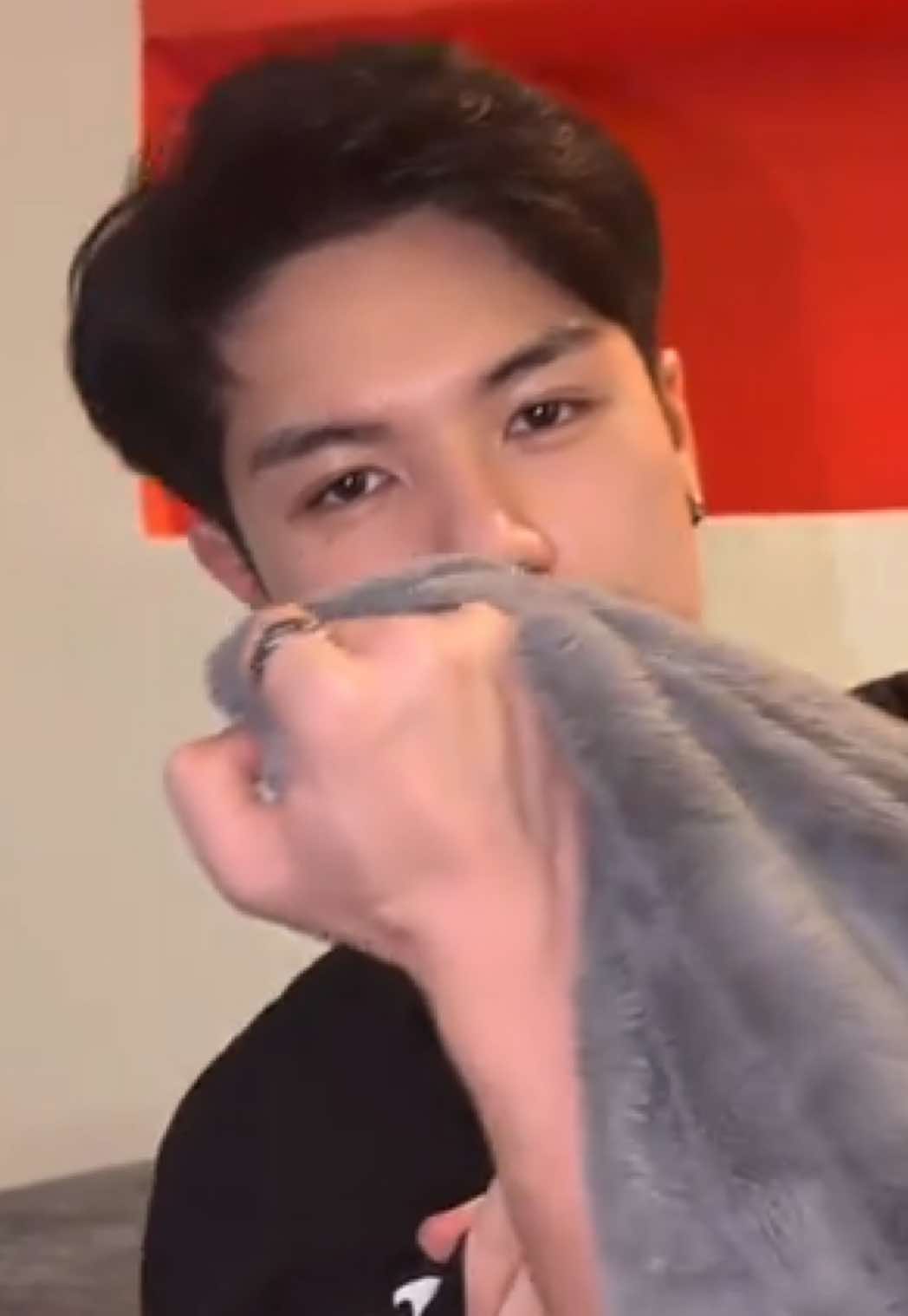 @HYO