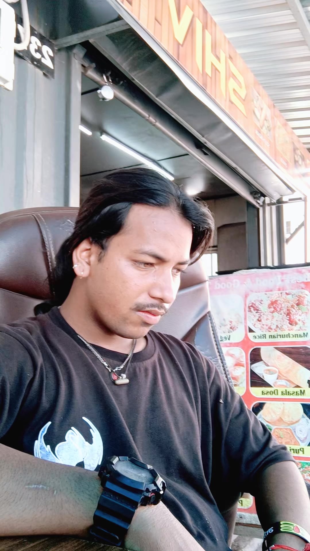 @धनराज क्षेत्री।
