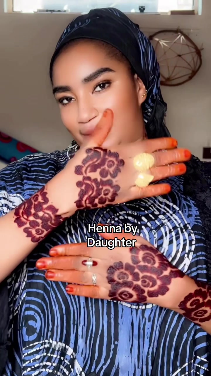 @hennabydaughter2