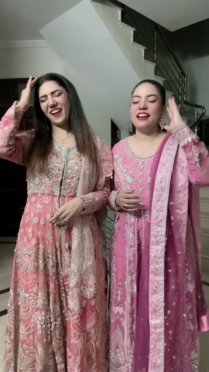 @Manwa Sisters ✅