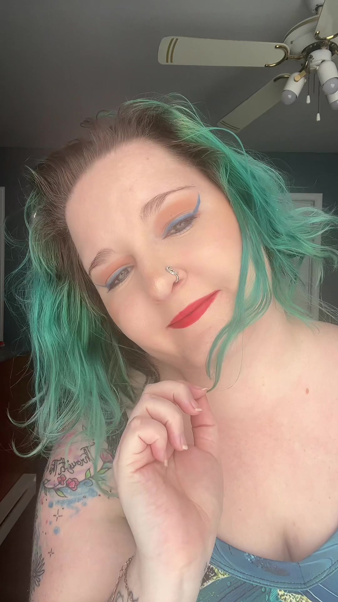 @Vale 🌷🧚🏻&zwj;♀️UGC💄