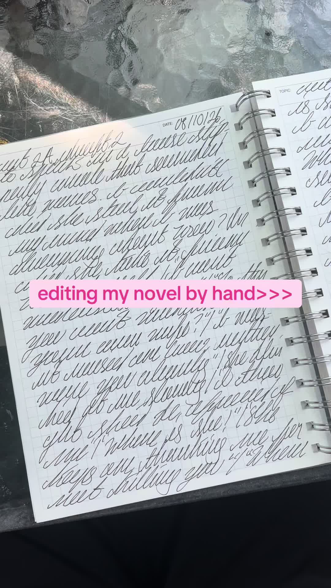 @Dylan | Writer | CC 📚🦋