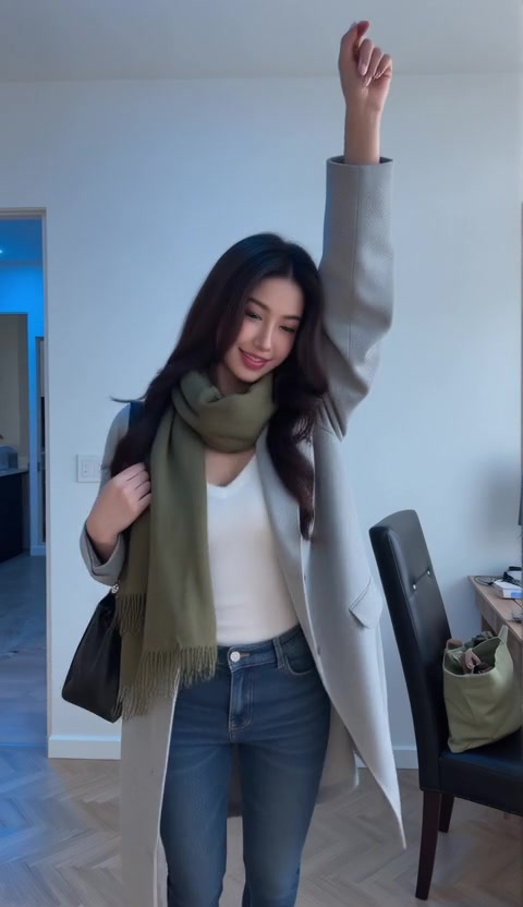 @olivianeone