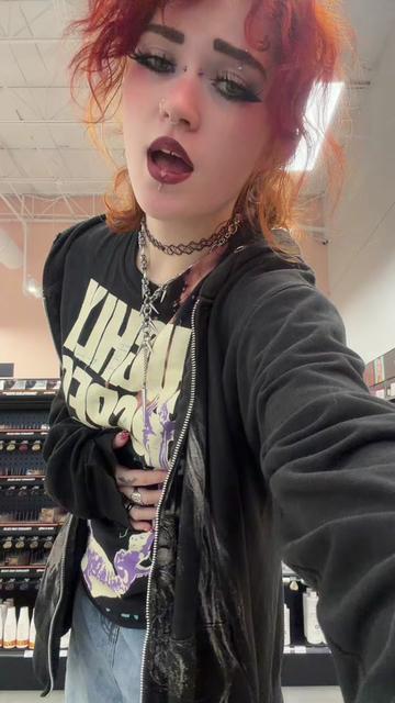 @evrythnginitsrightplce