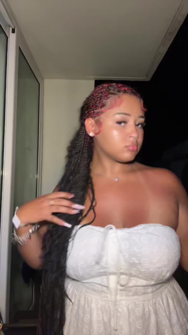 @liyah ♉︎ .