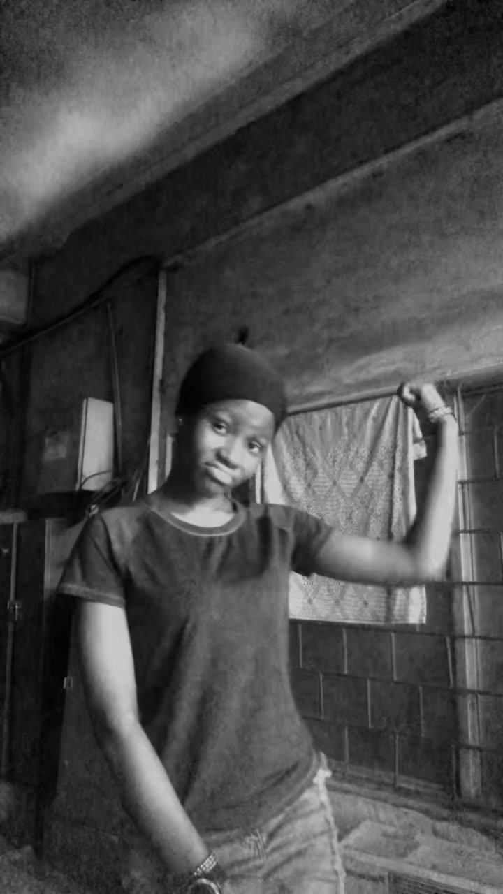 @Damzy 👑🥰✌️🥰💋