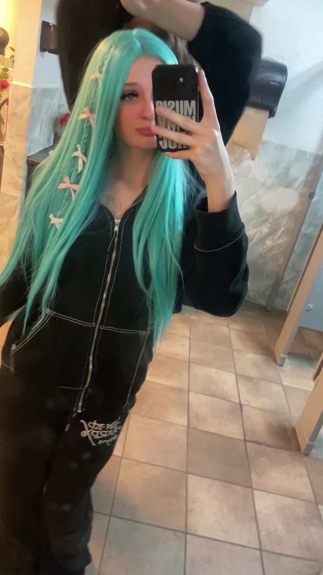 @ig: adorekyraa