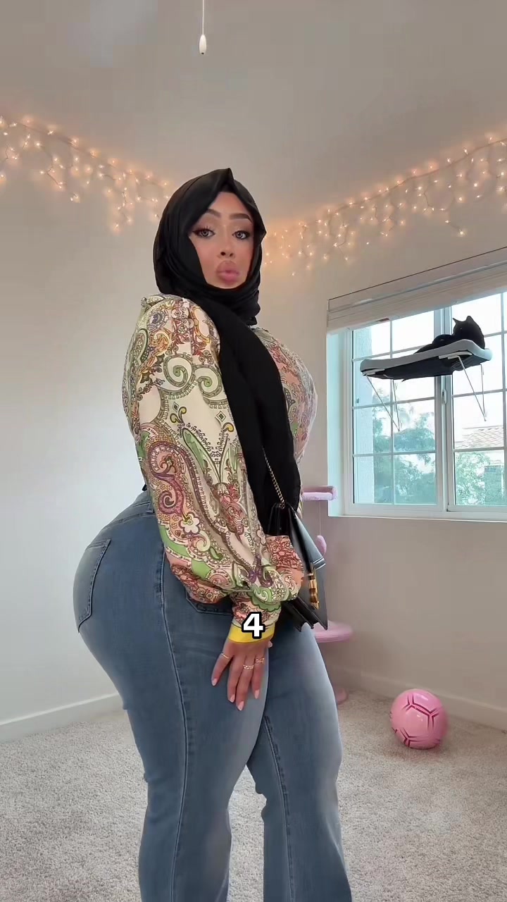 @layla<3