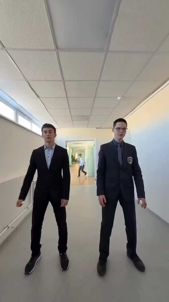 @Артёмчик