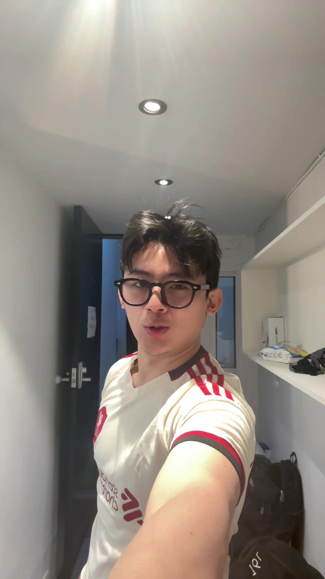 @khantnyizaww