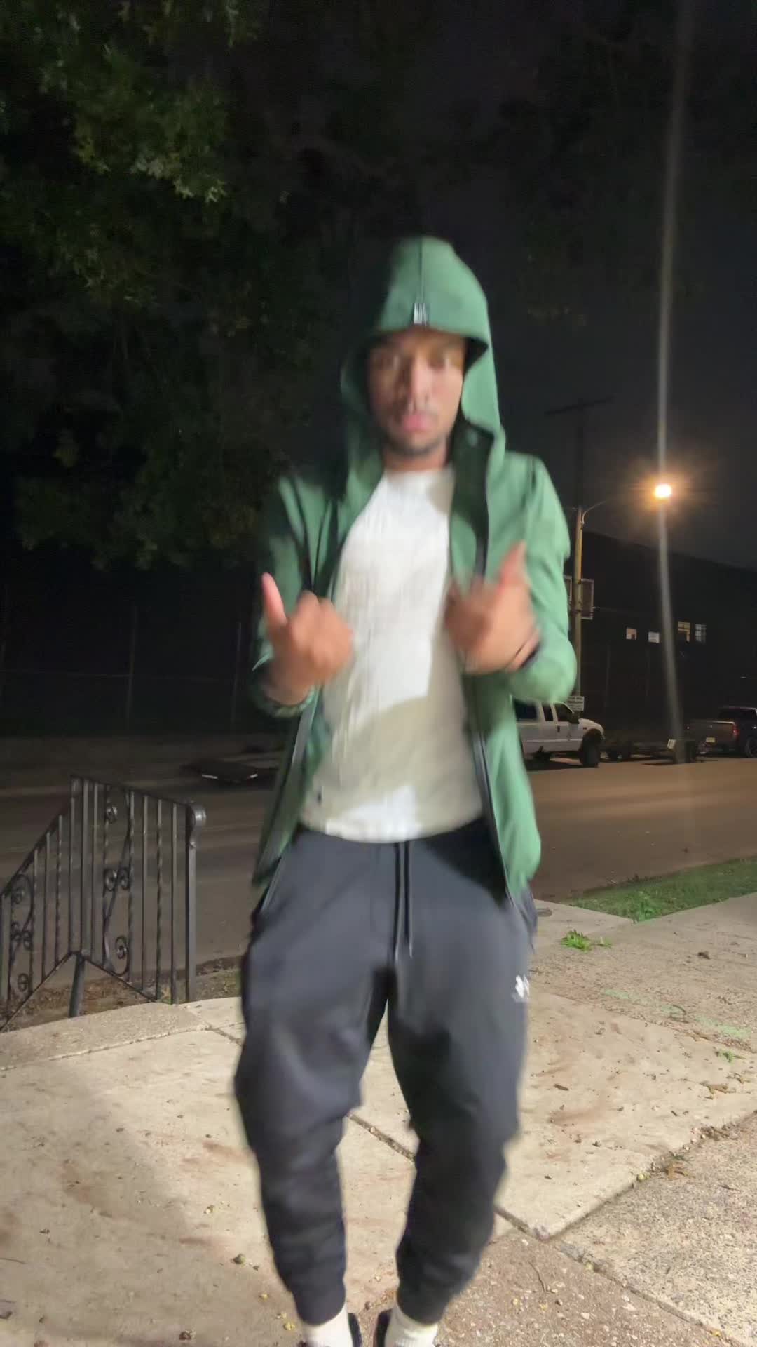 @Maj