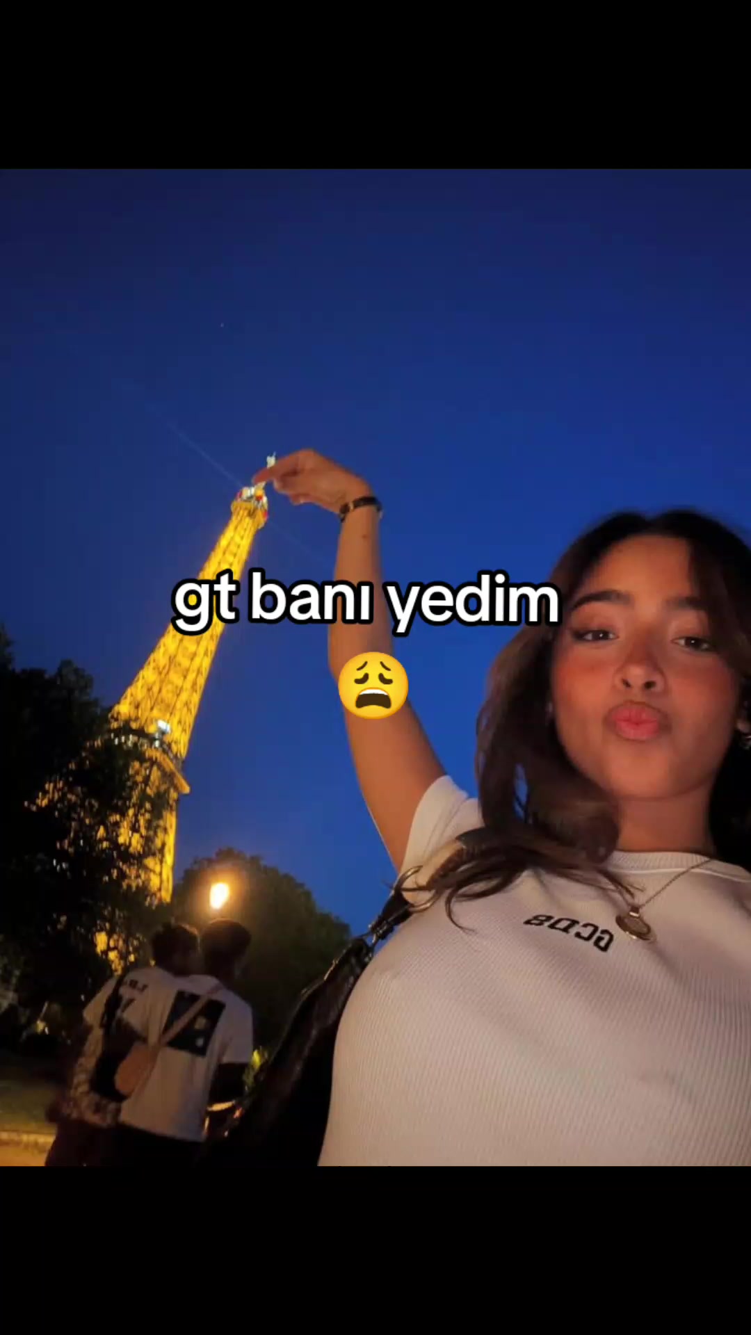 @𝐯𝐞𝐥𝐨𝐮𝐫𝐢𝐚