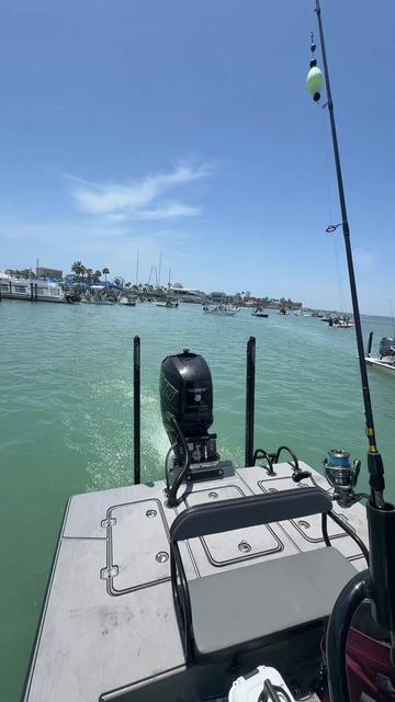 @Los Ganchados Fishing 956