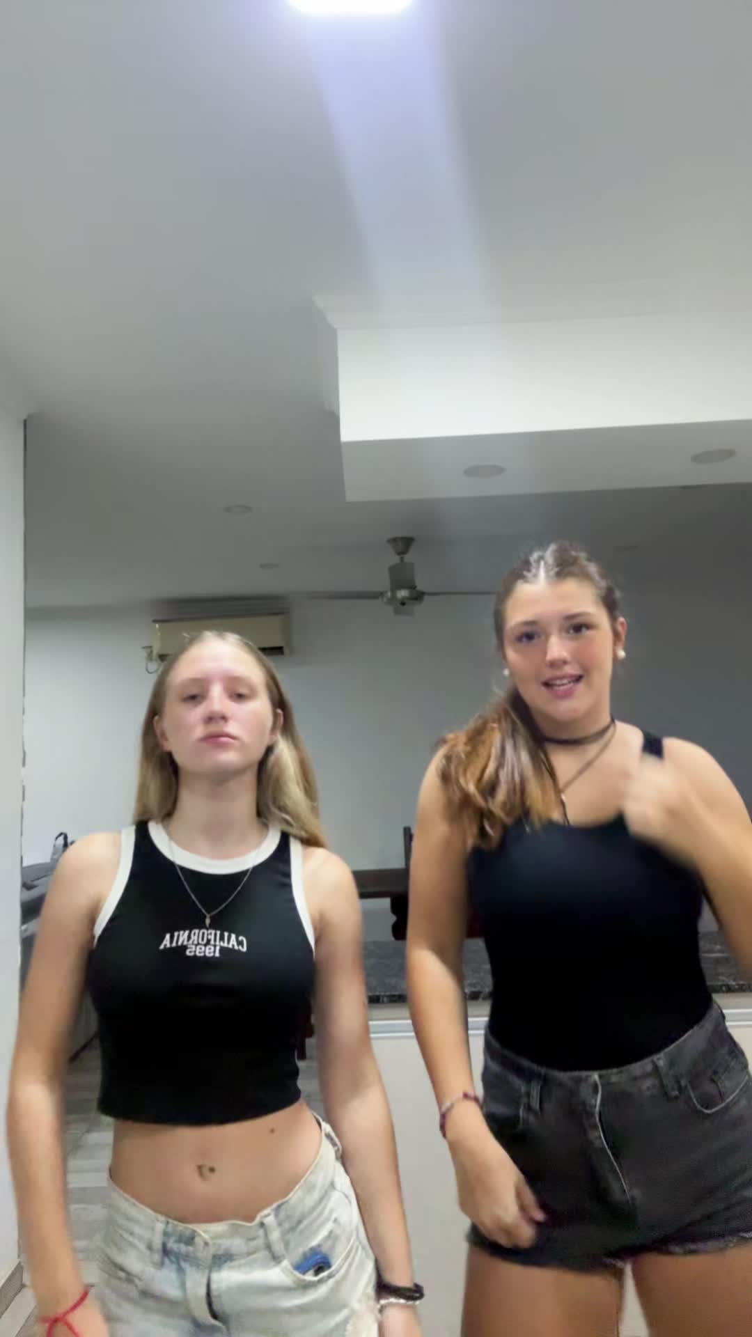 @tt