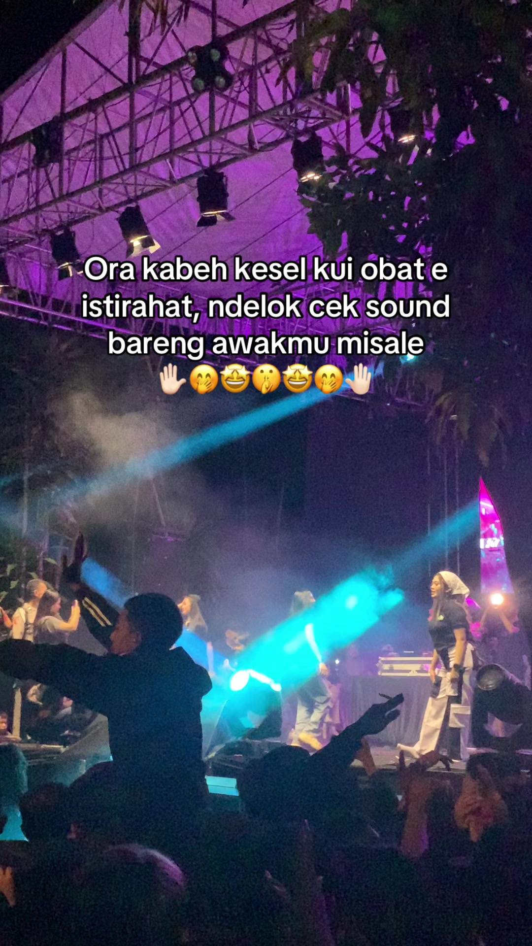 @Hanya konten