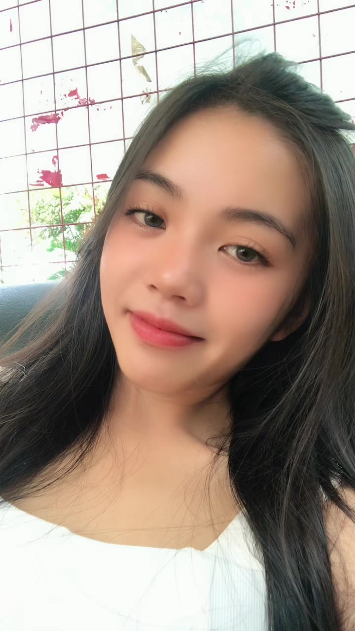 @Cʀɪsʜᴇʟʟ