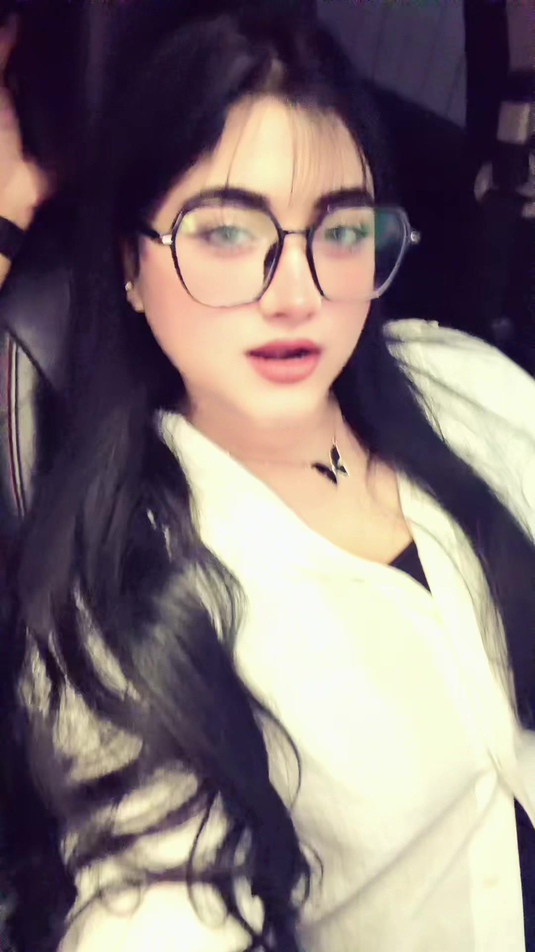 @Arooba