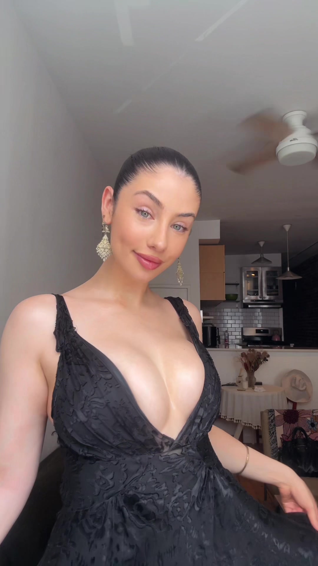 @maudelena_