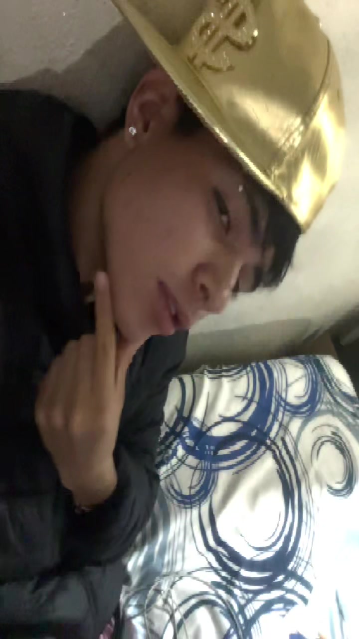 @Alezz_jxx