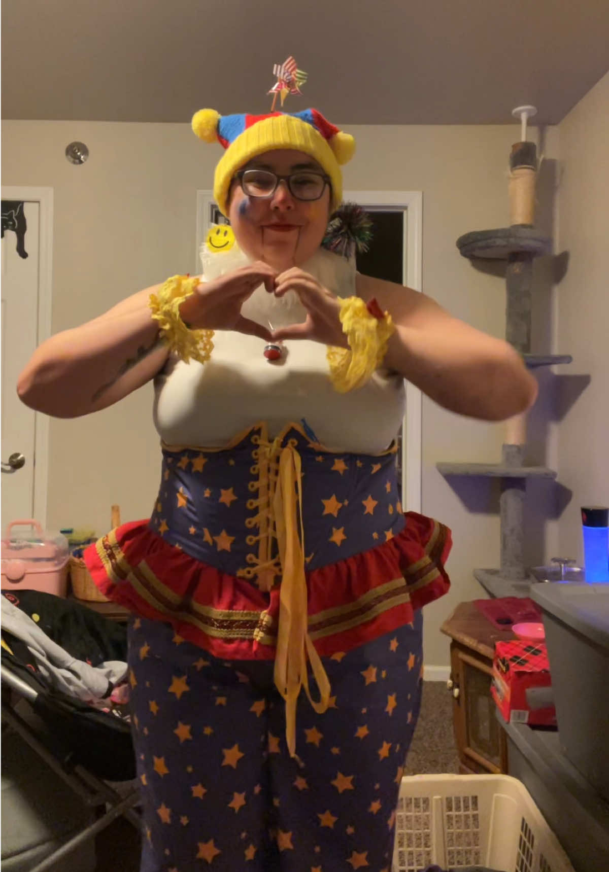 @Captain_Novel_The_Clown