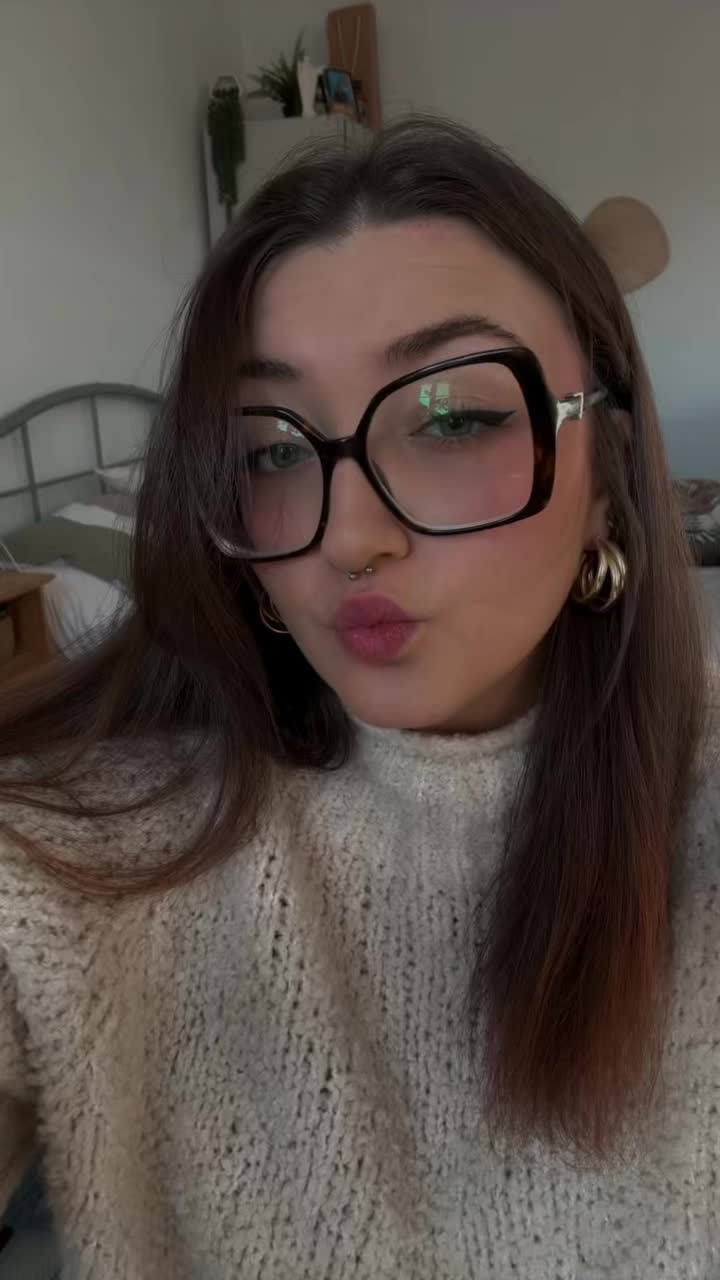 @L&eacute;na🫐