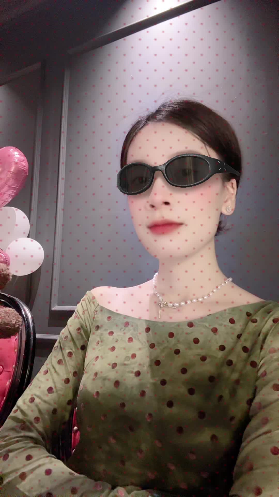 @Hồng Nhungg
