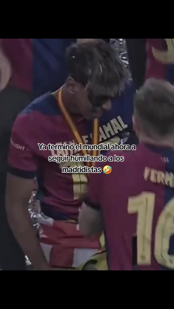 @Dêbôrâ_💙❤️