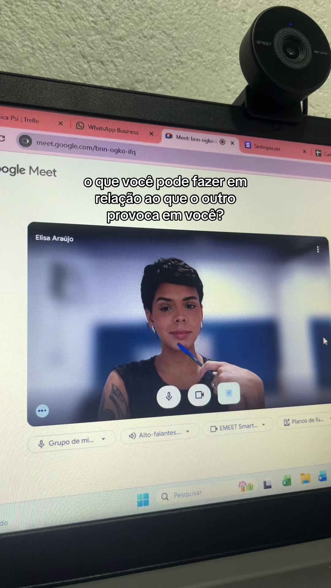 @Elisa