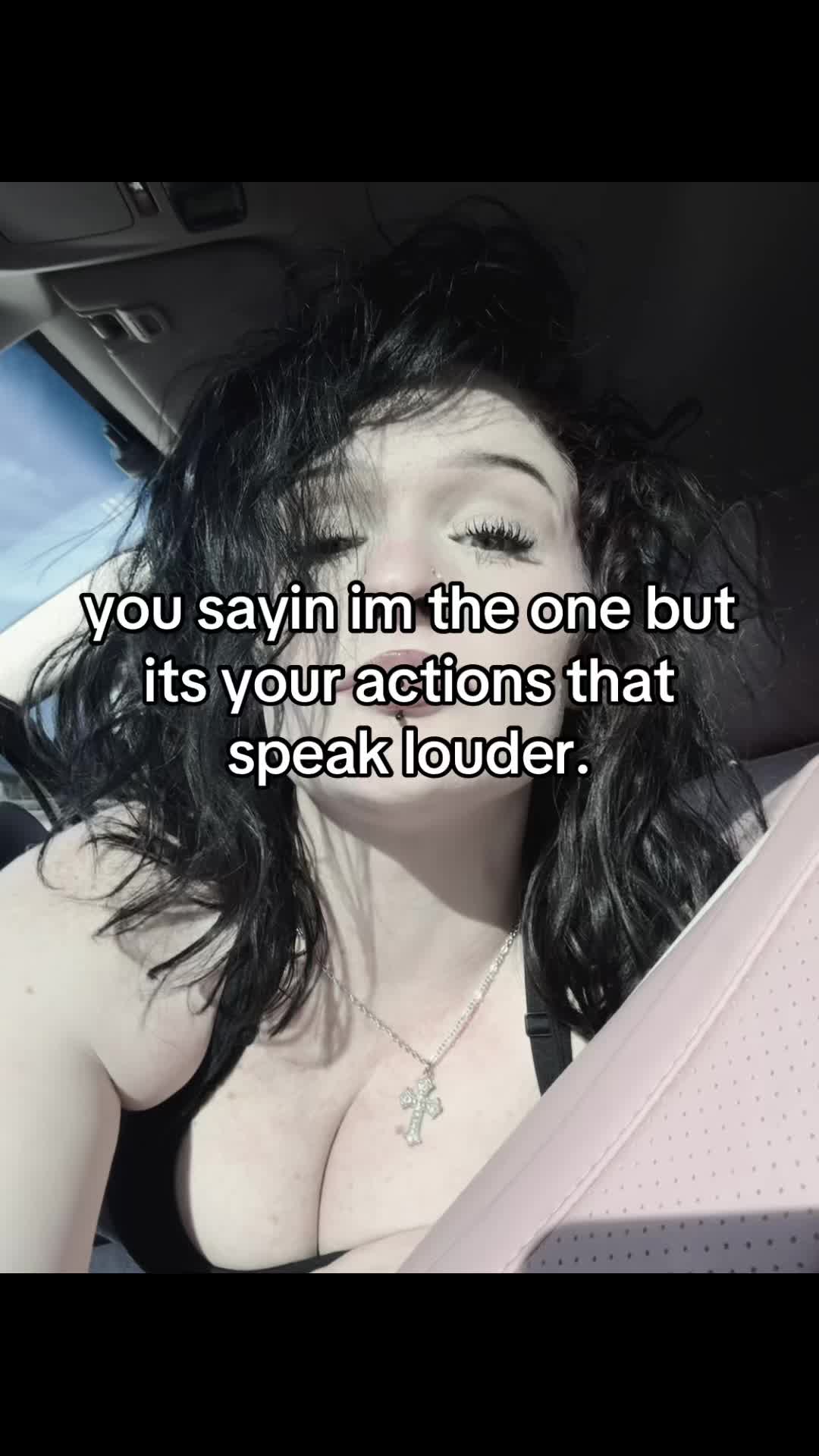 @Krissy🤍🌈