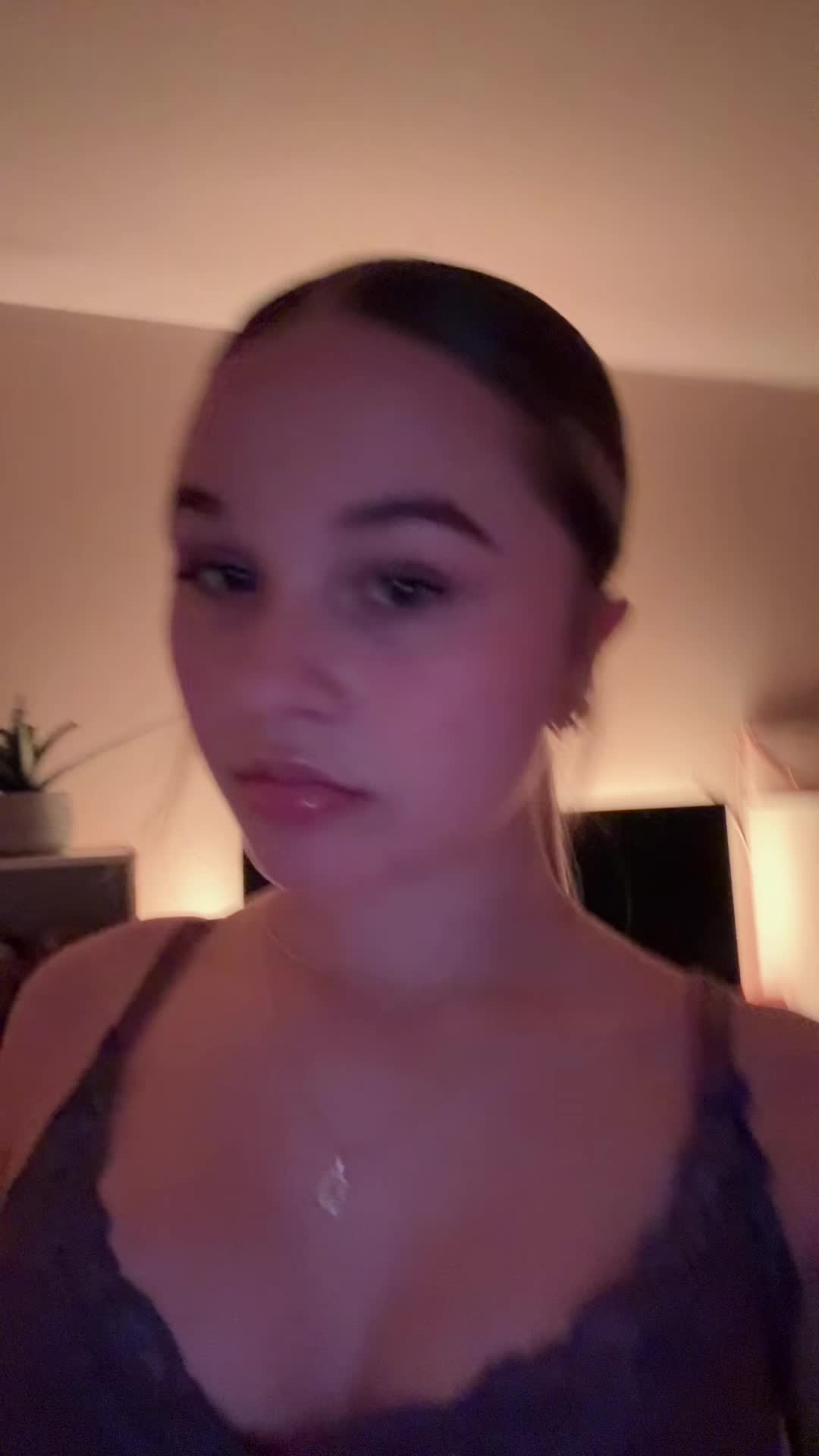 @lily