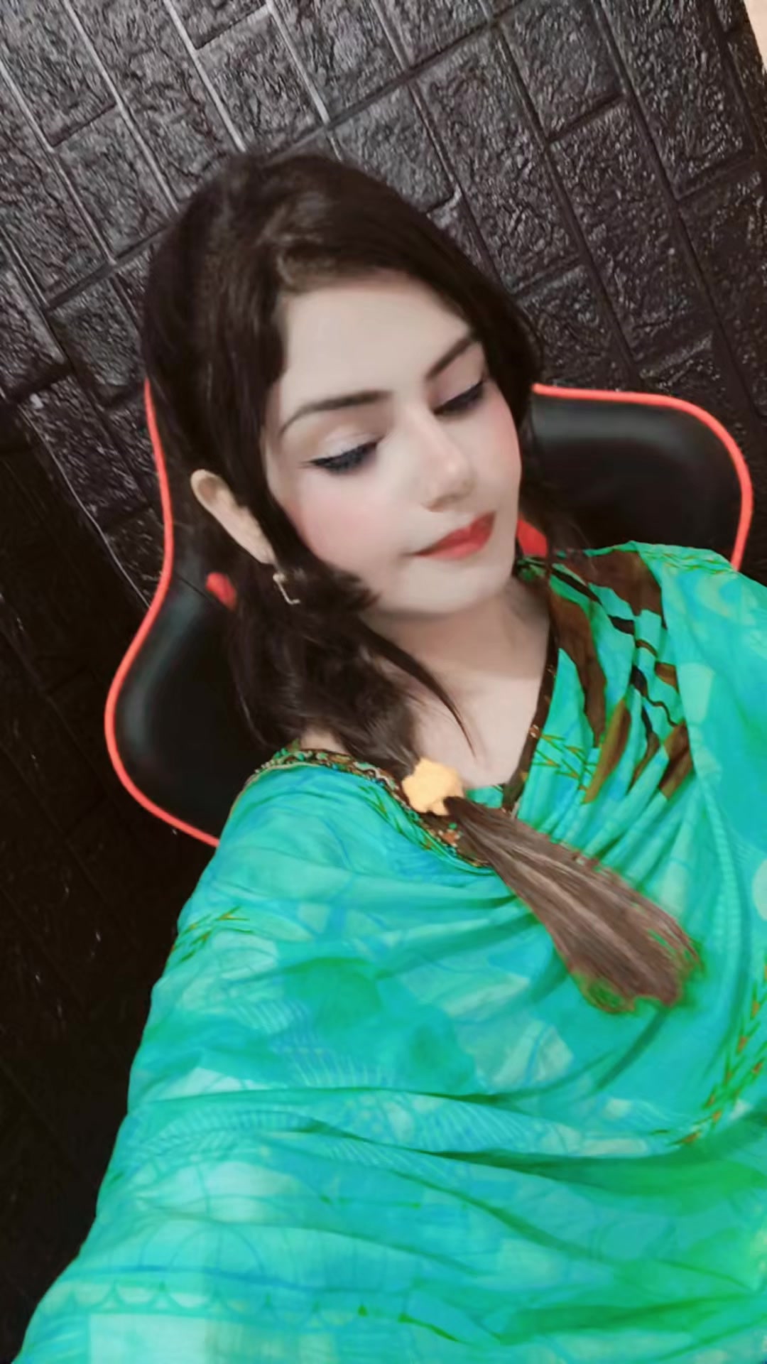 @😍Bushra Lewany