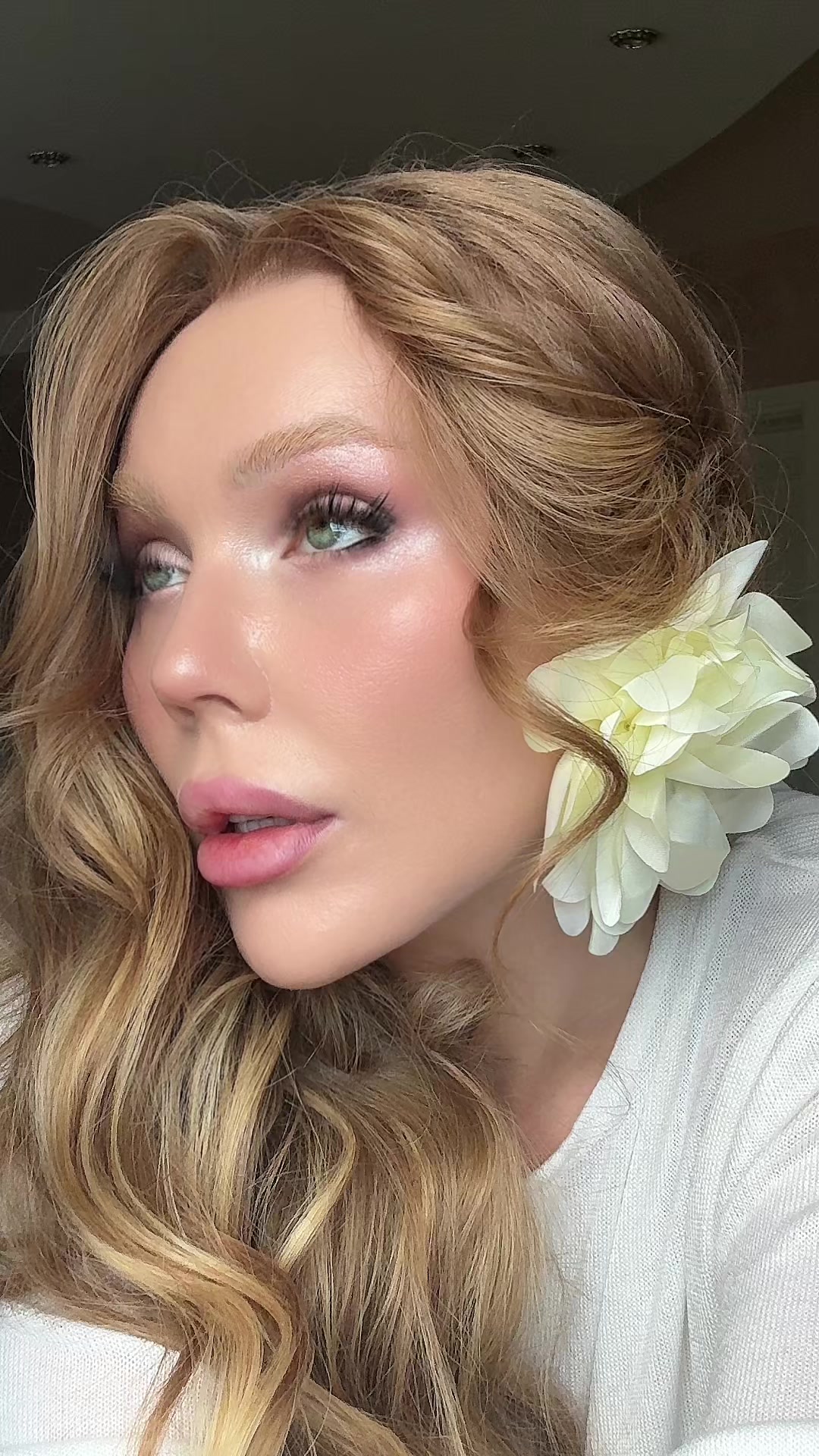 @Карина