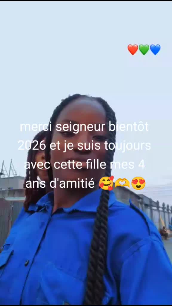 @Chlo&eacute; 242