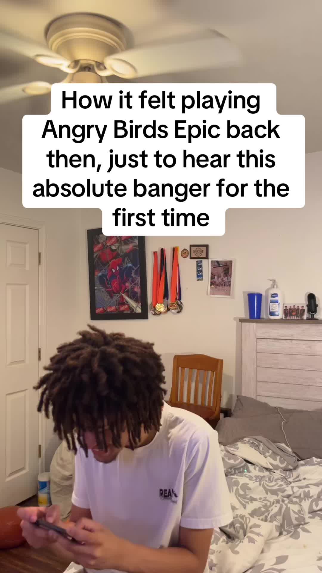 @ITZZ$kovie