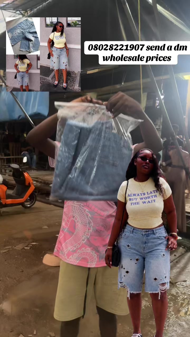@Cloth vendor in main market🛍️