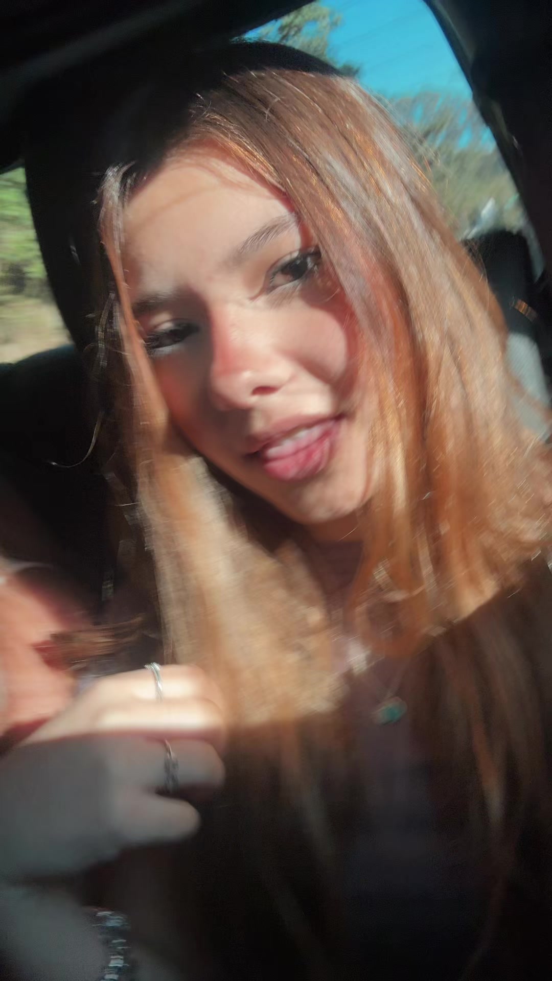 @jujuamancio