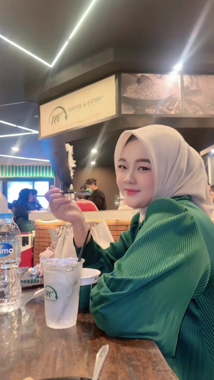 @Zhaaaaa