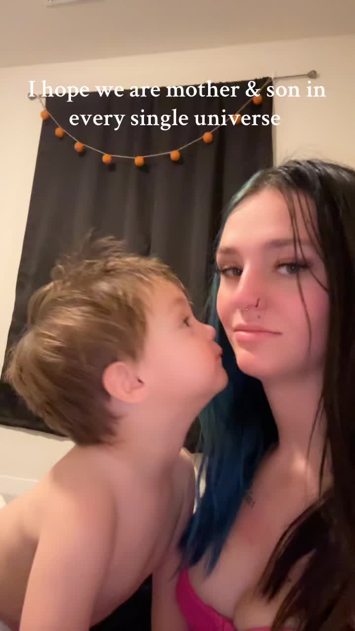 @Anna 🖤
