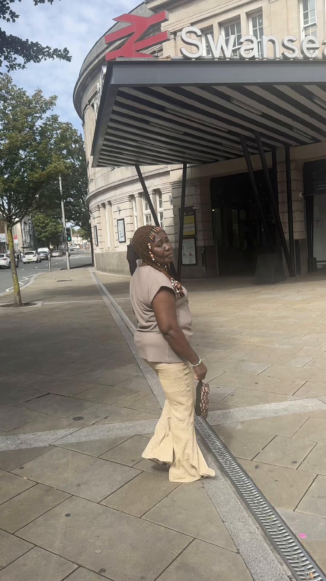 @la.praise.nwa