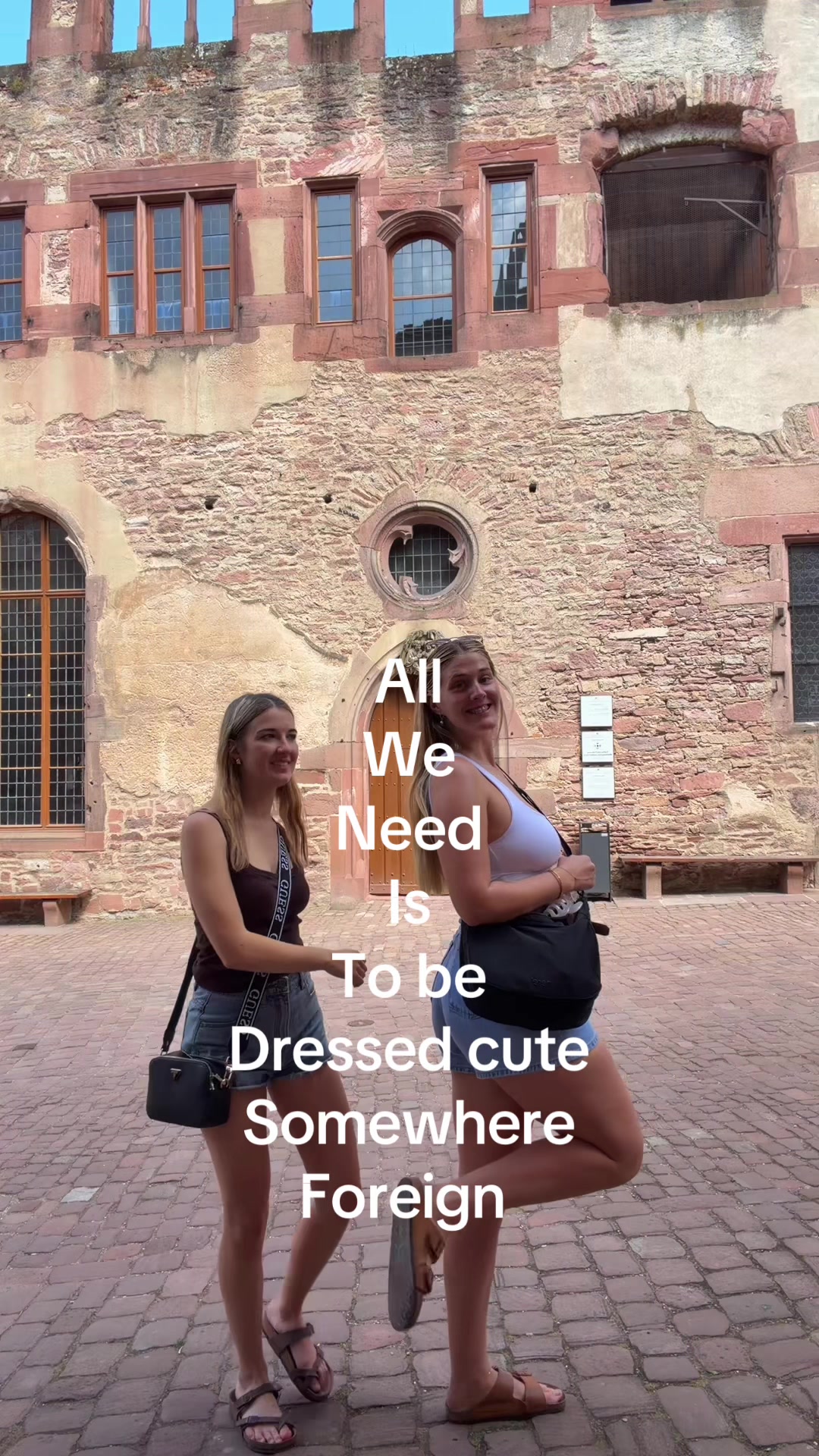 @LILY ⋆ ༅˚🌺 •