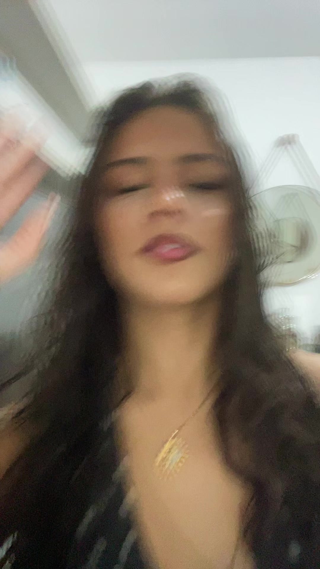 @laviniaaroux