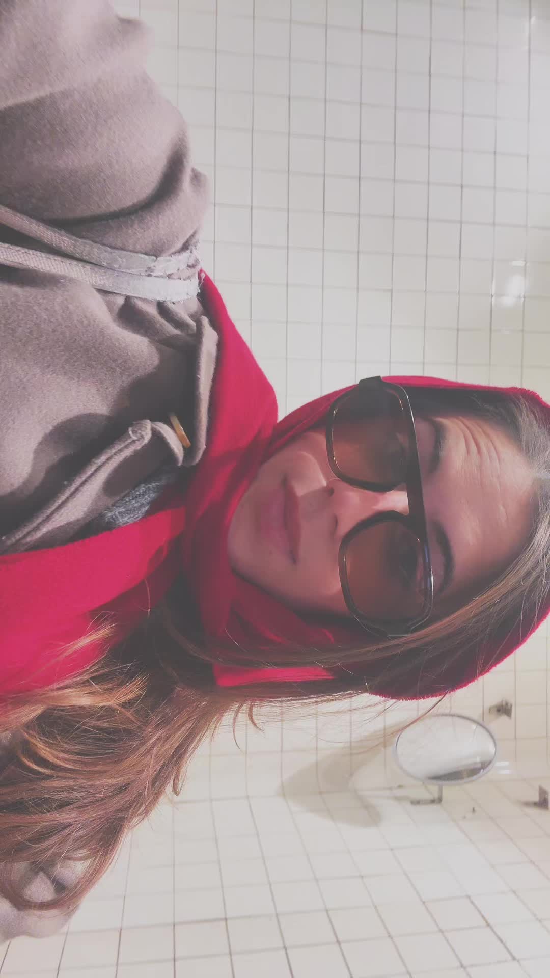 @Isa