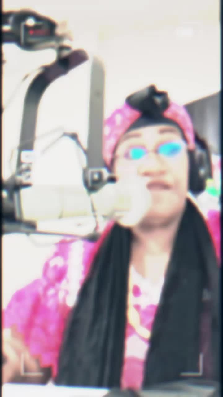 @Kizzy Kalsakau