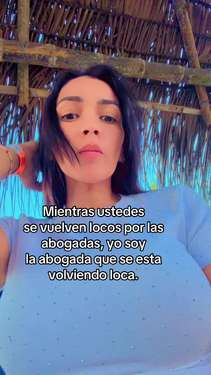 @Mgtr Carla González