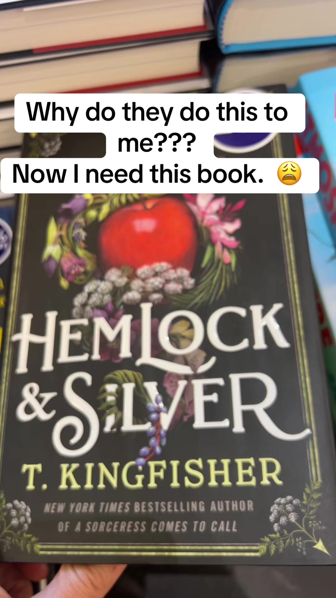 @Cozywithteaandbooks🇨🇦
