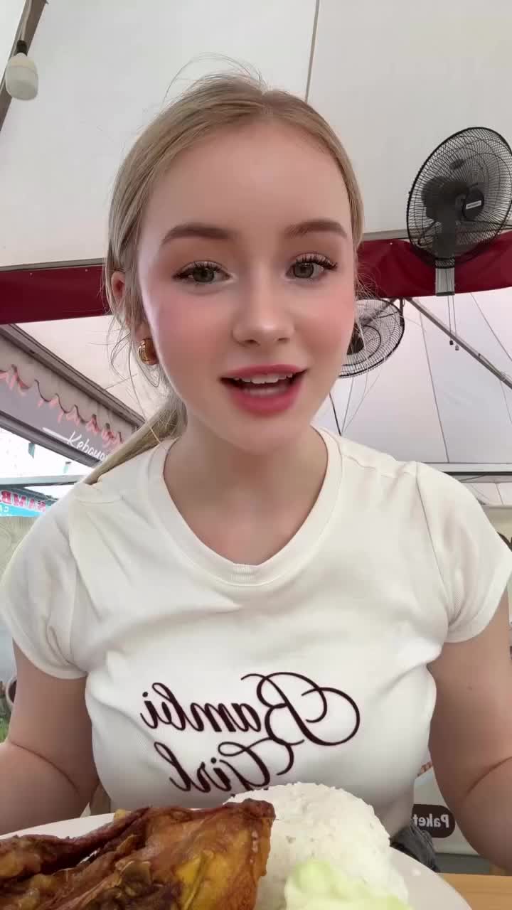@BULE.BARBIE.DOLL