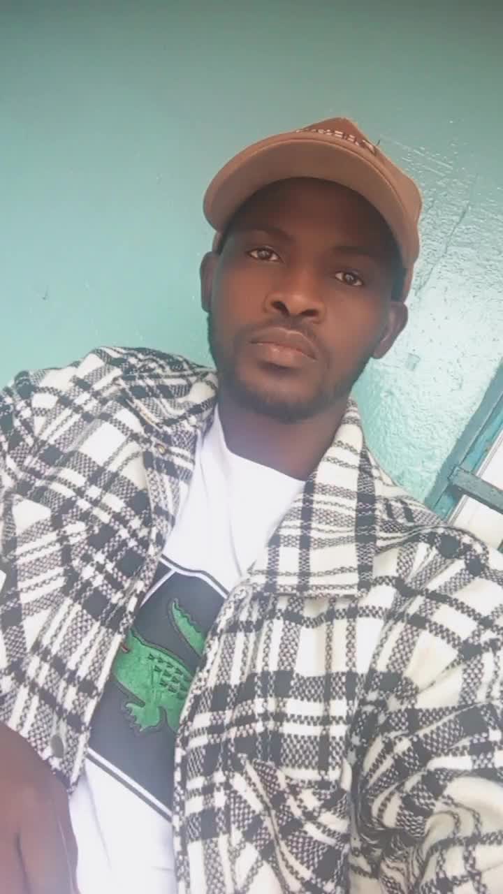 @Christophe Ebanga
