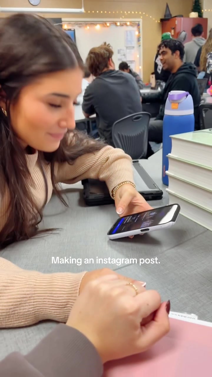 @AVA DUPONT